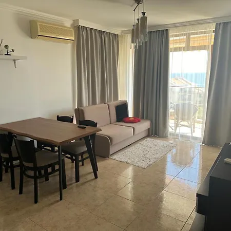 Daire Lazur Sea View, *